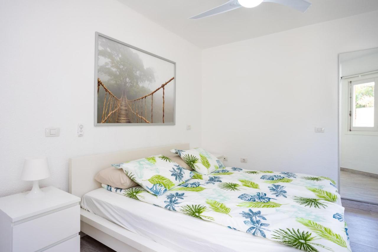 Gigantes Oasis Deluxe By Sunkeyrents Apartamento Santiago del Teide Exterior foto